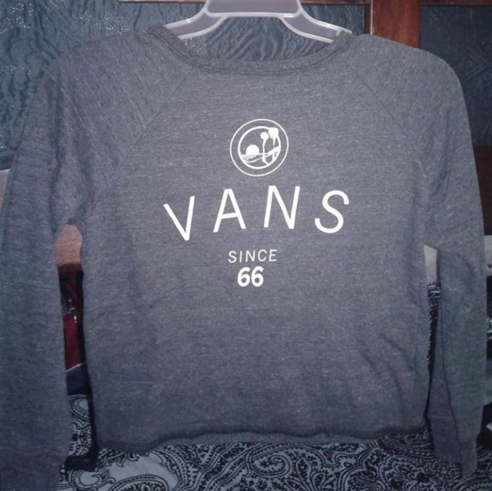 Sweatshirt